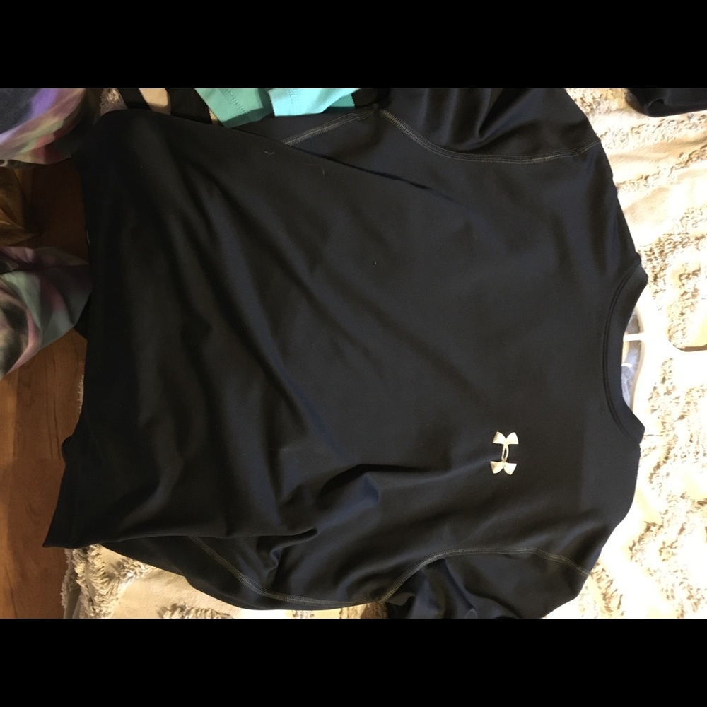 Men’s under armor long sleeve